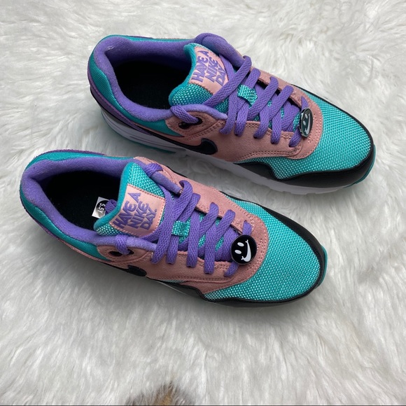 nike air max 1 have a nike day gs